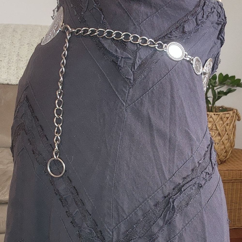 Silver Conch Western Chain Belt - Picture 4 of 5